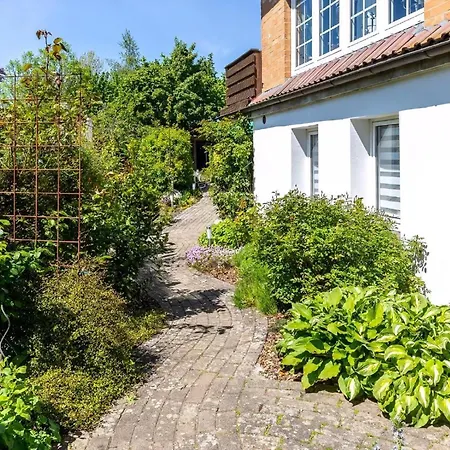Lena In Kluetz